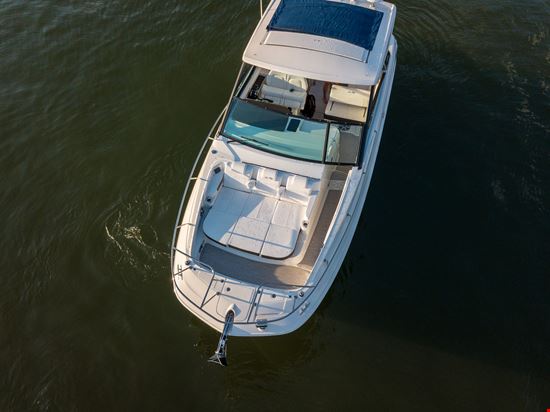 SUNDANCER US 320 areal view stern
