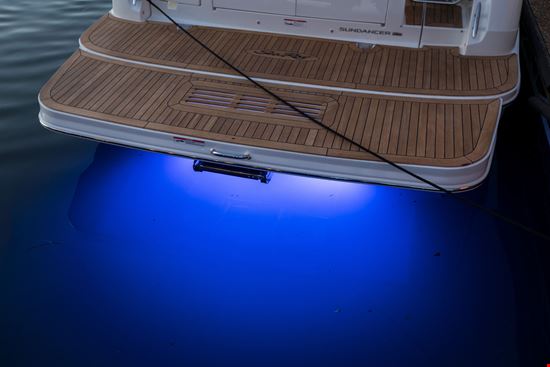 Sea Ray - SUNDANCER 350 COUPE -underwater lights