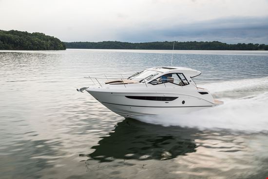 Sea Ray - SUNDANCER 350 COUPE -  exciting  ride 